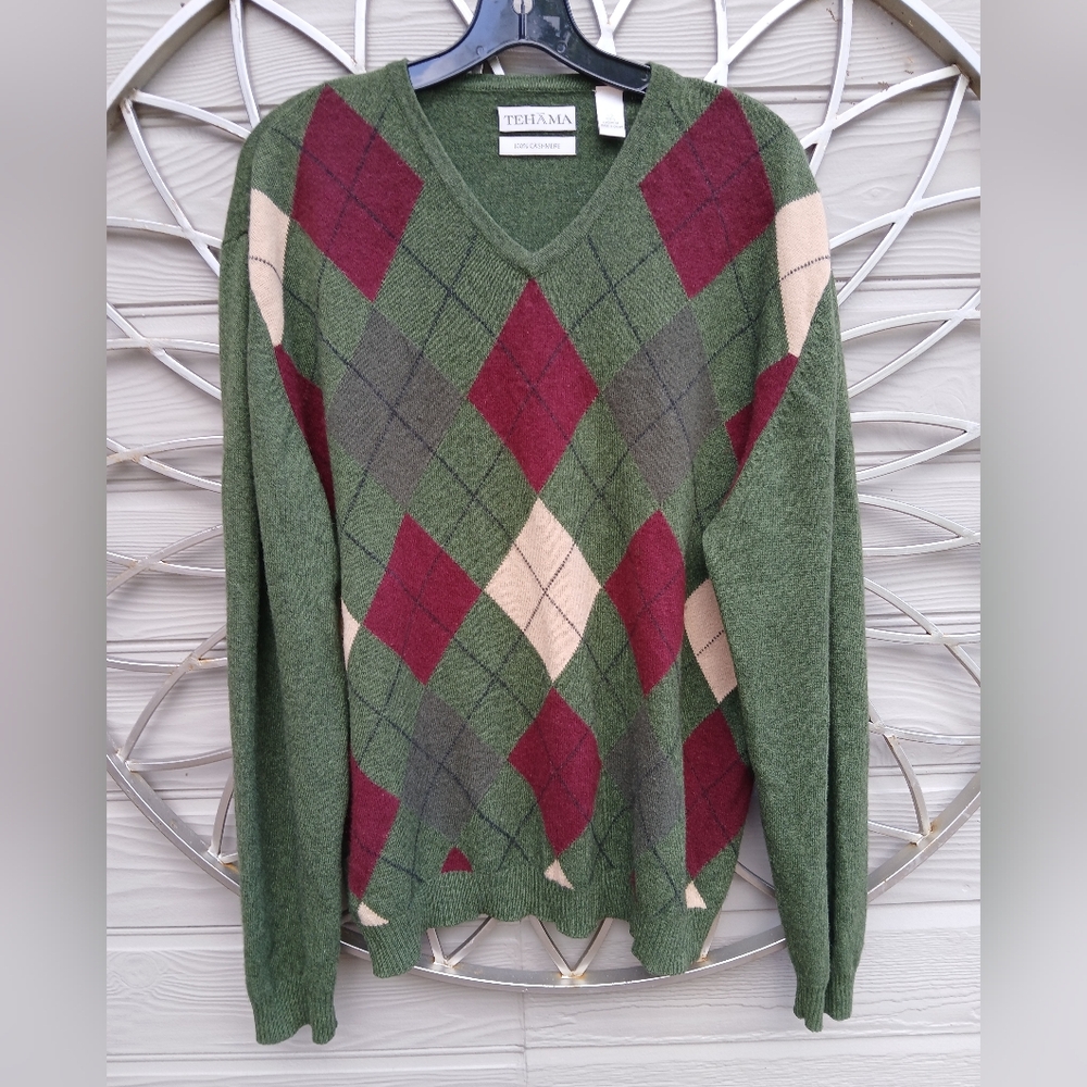 Tehama Argyle Cashmere V-neck Sweater